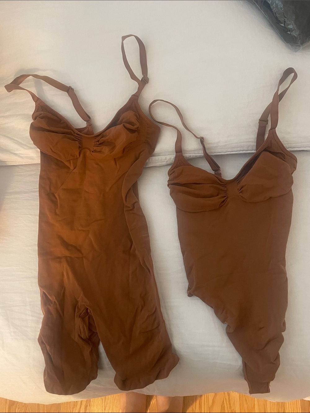 Skims - body suits - Medium